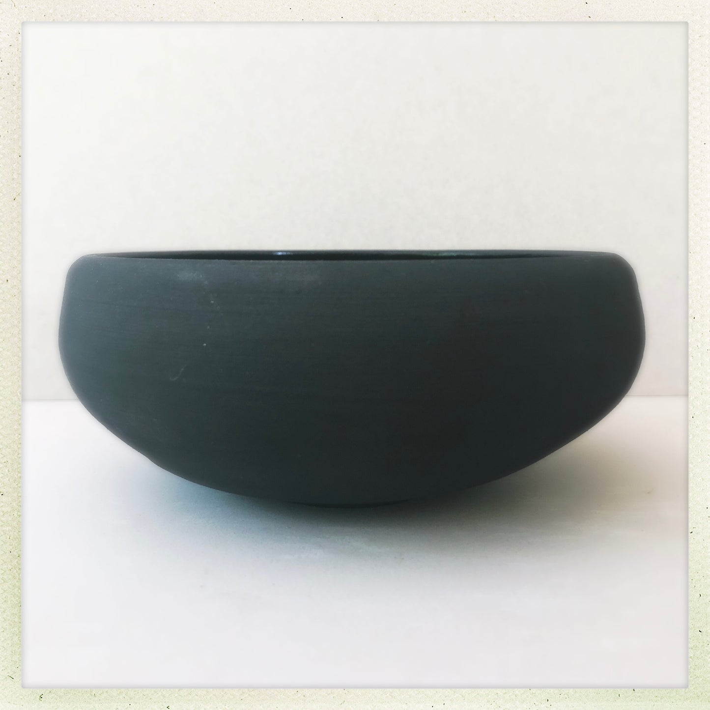 Nero Medium Bowl